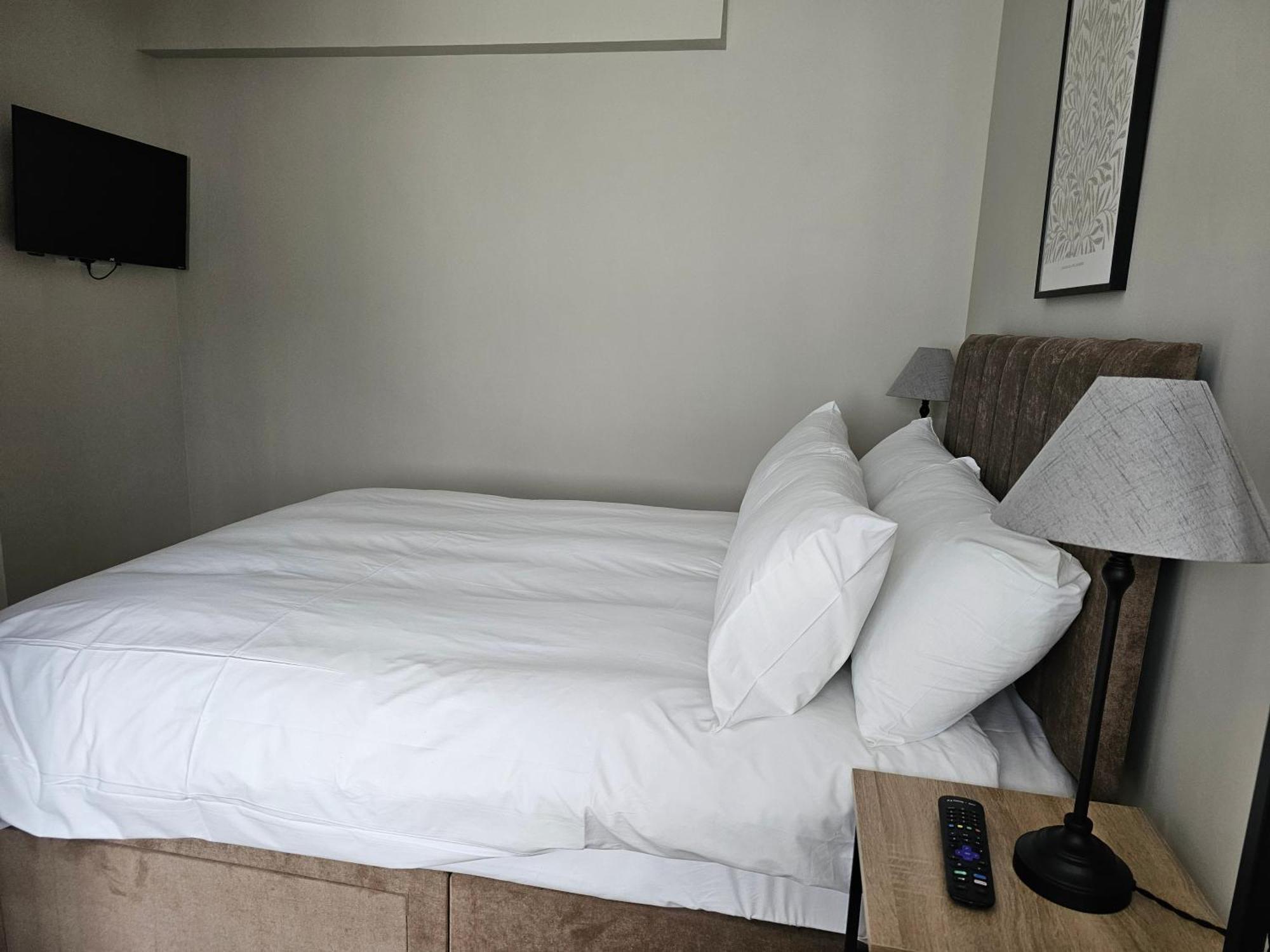 The Ivernia Hotel 스케그니스 외부 사진